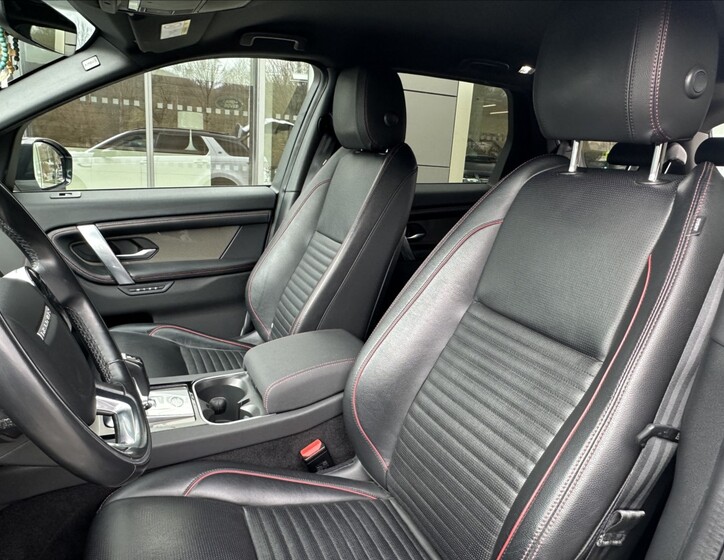 Land Rover Discovery Sport 11