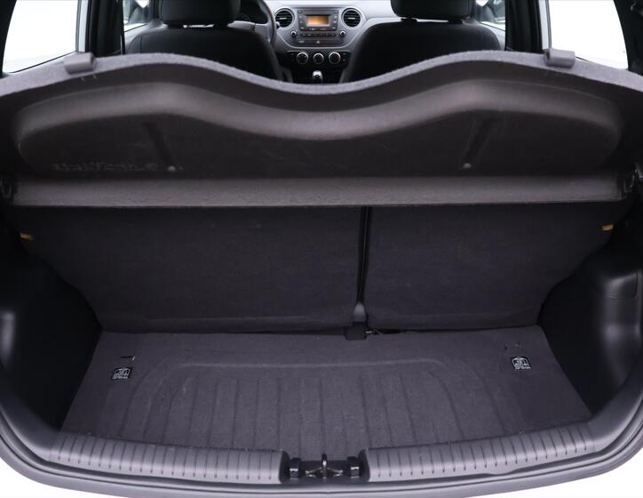 Hyundai i10 10