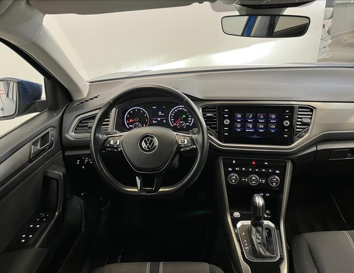 Volkswagen T-Roc 5