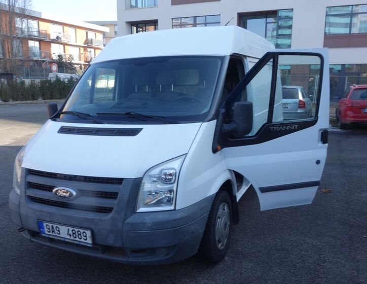 Ford Transit 13