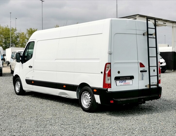 Renault Master 4