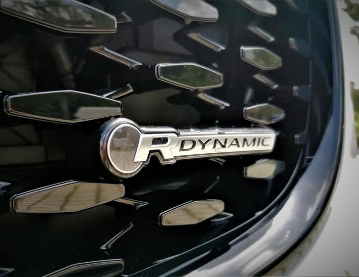 Jaguar F-Pace 14