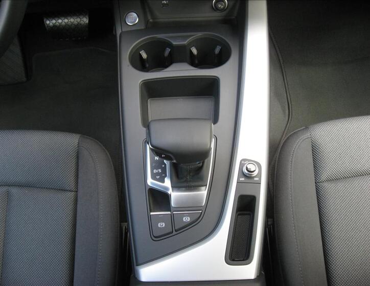 Audi A4 26
