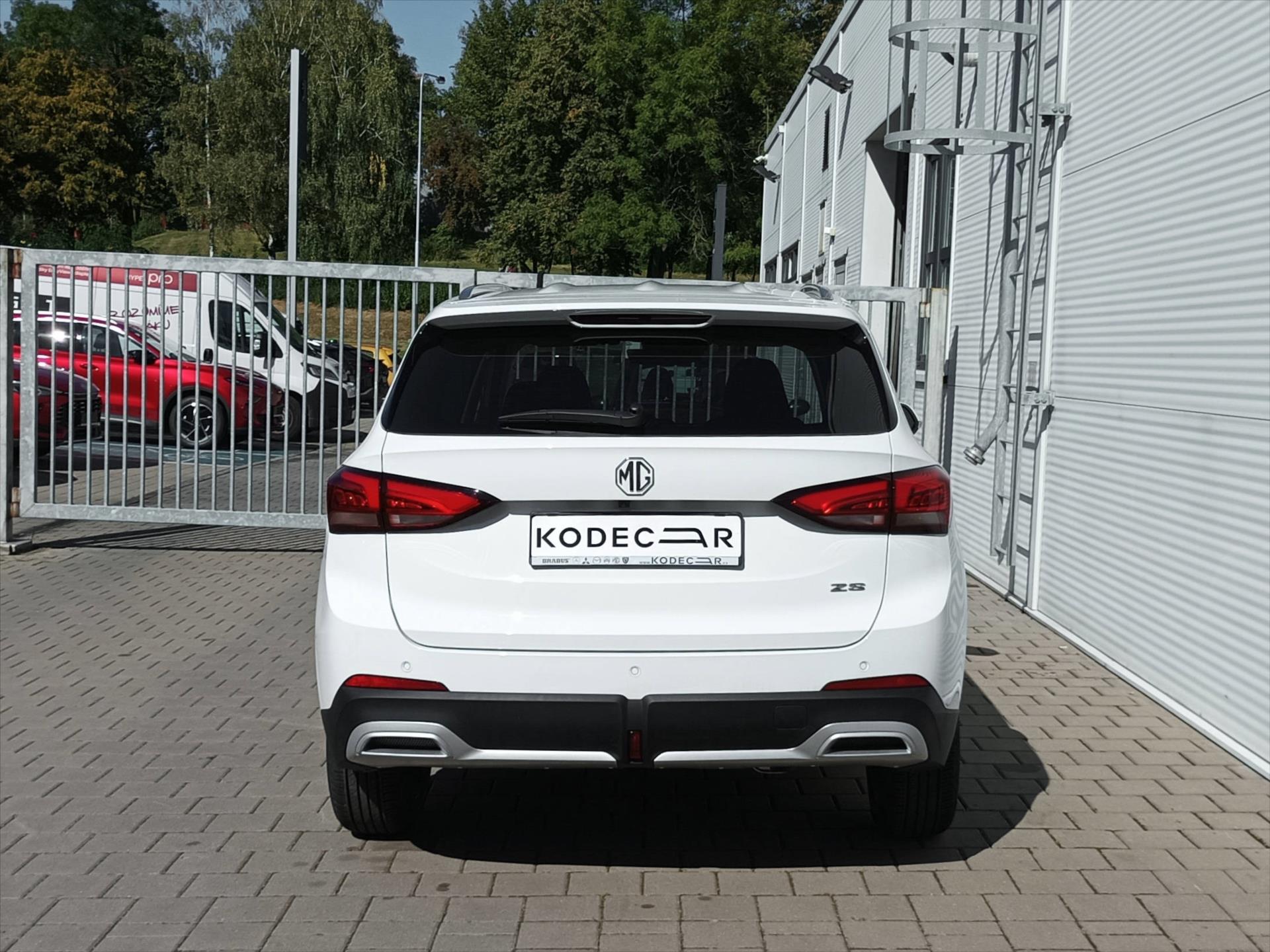 MG ZS