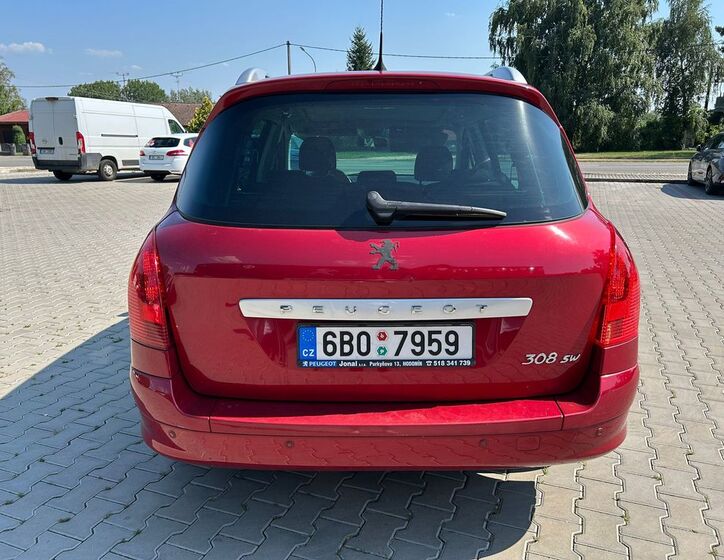 Peugeot 308 13