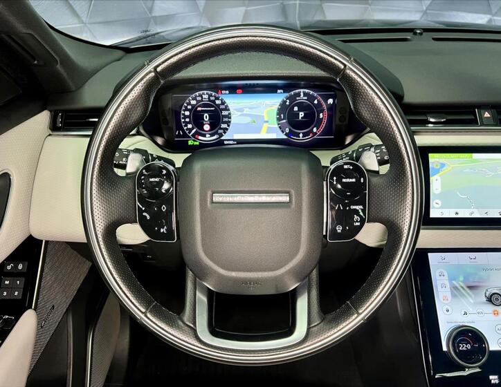 Land Rover Range Rover Velar 13