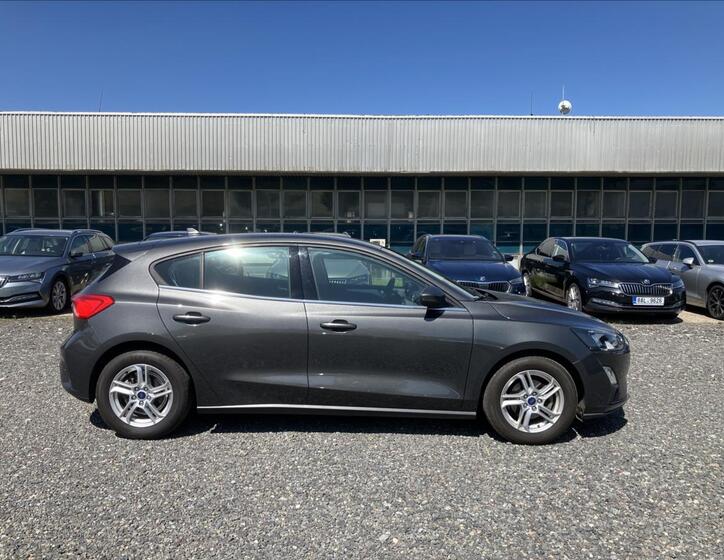 Ford Focus 7
