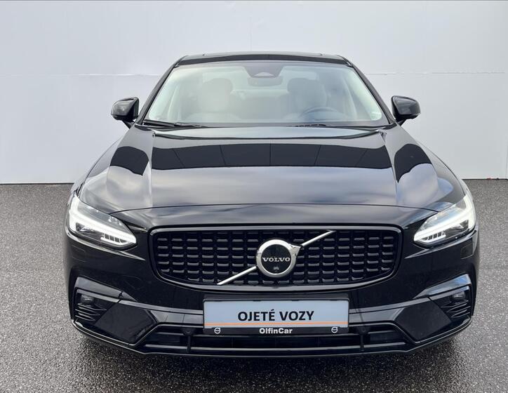 Volvo S90 4