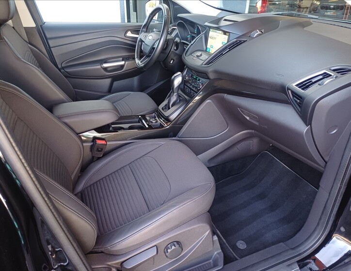 Ford Kuga 13