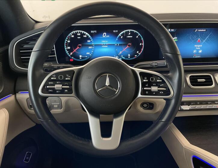 Mercedes-Benz GLE 10