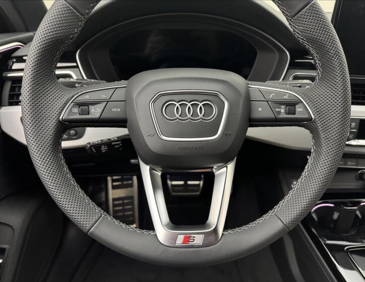 Audi A4 9
