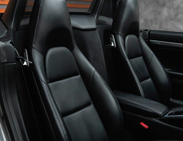 Porsche Boxster 24