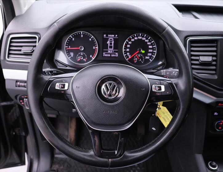 Volkswagen Amarok 19