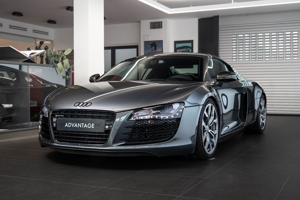 Audi R8