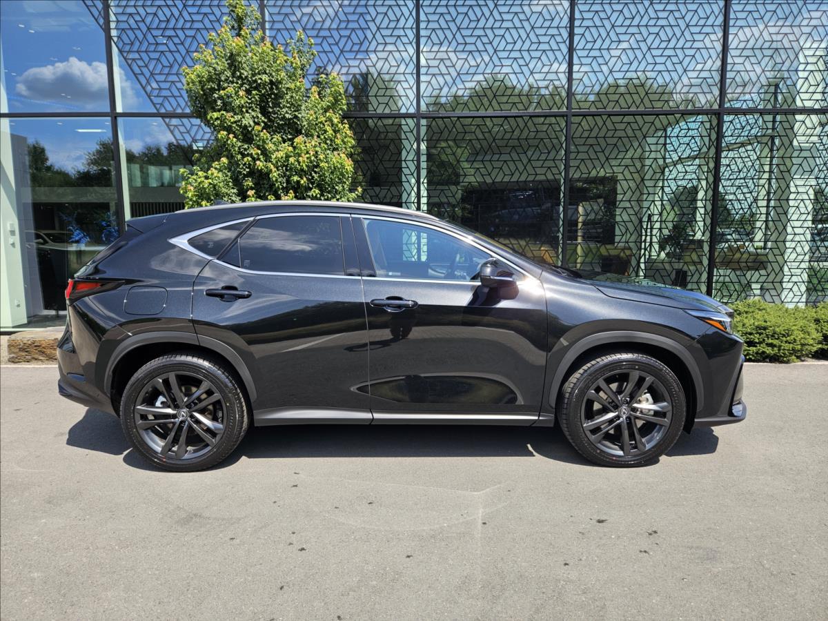 Lexus NX 450h plus