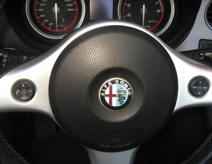 Alfa Romeo Spider 33