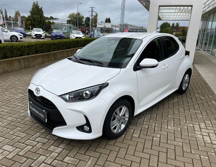 Toyota Yaris 2