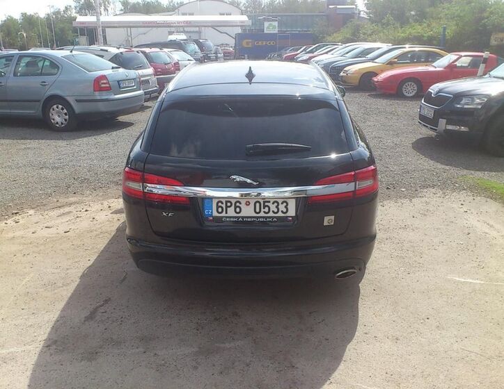 Jaguar XF 6