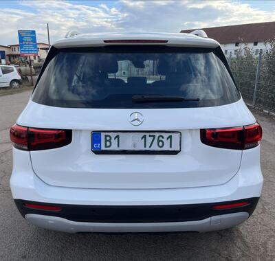 Mercedes-Benz GLB 7