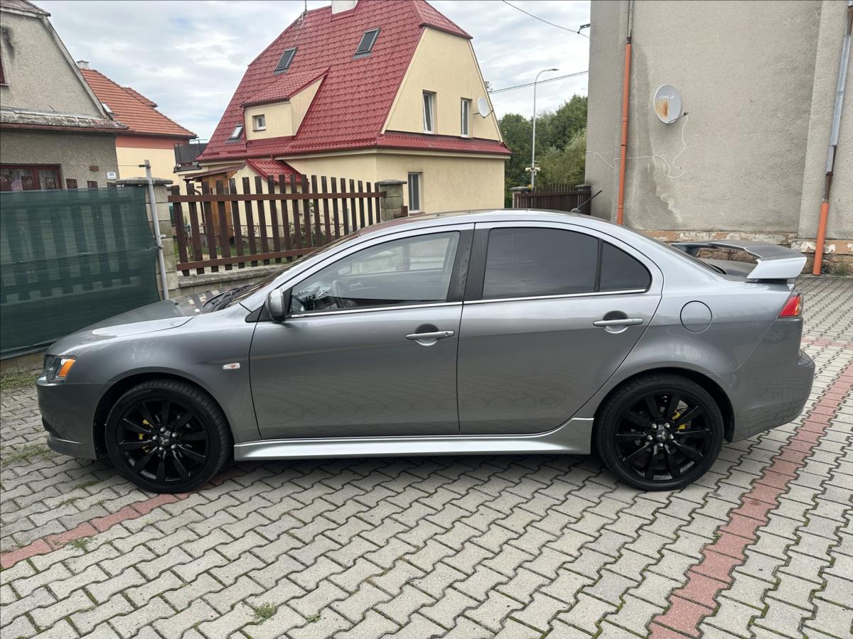 Mitsubishi Lancer