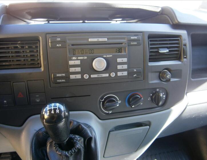 Ford Transit 13
