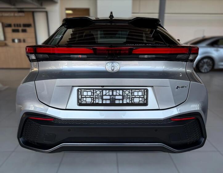 Toyota C-HR 5