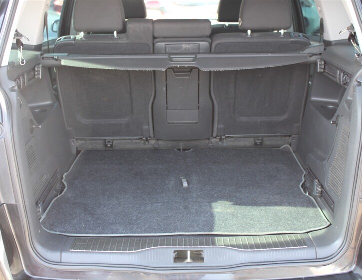 Opel Zafira 19