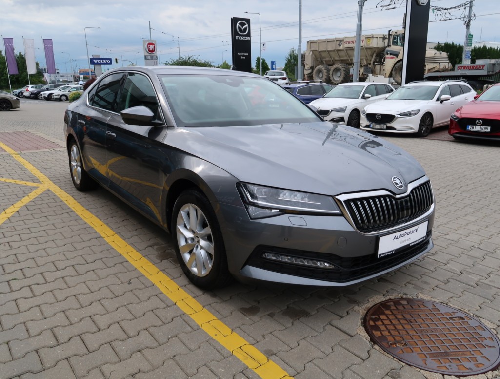 Škoda Superb