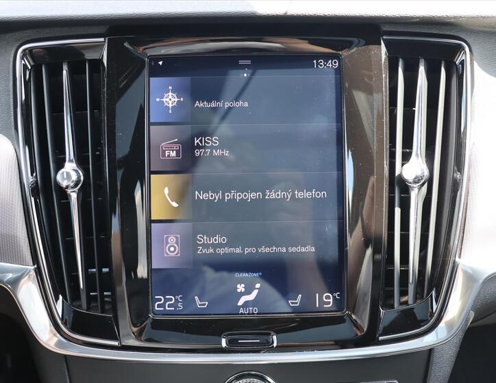 Volvo V90 27