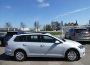 Volkswagen Golf 11