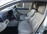 Toyota Avensis 9