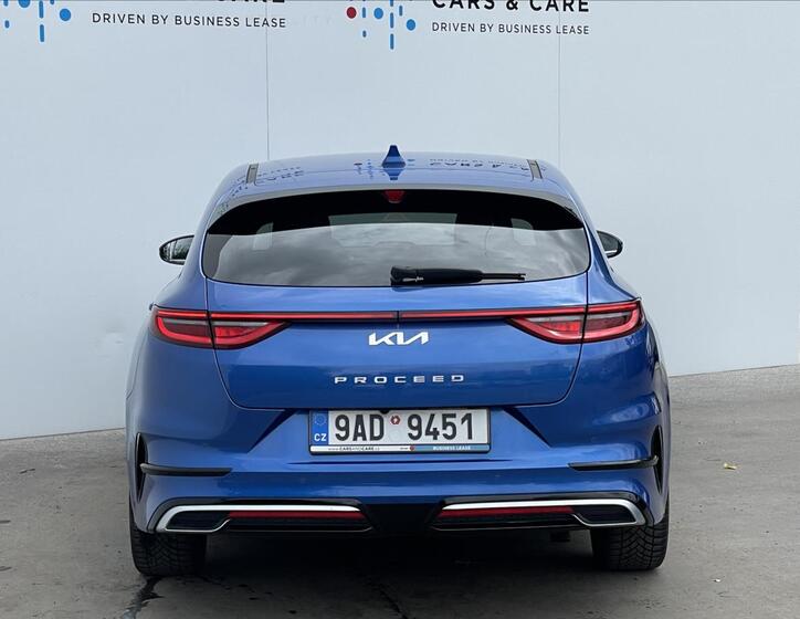 KIA ProCeed 21