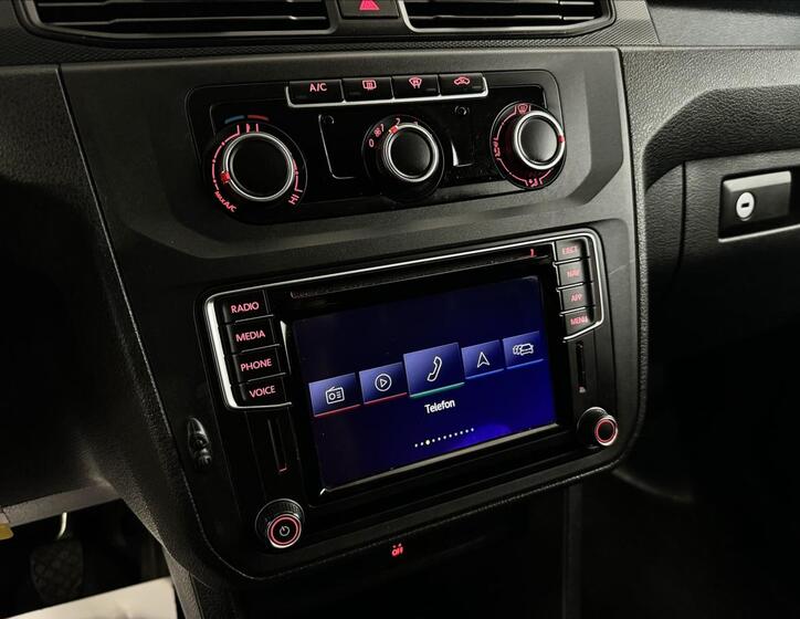 Volkswagen Caddy 24