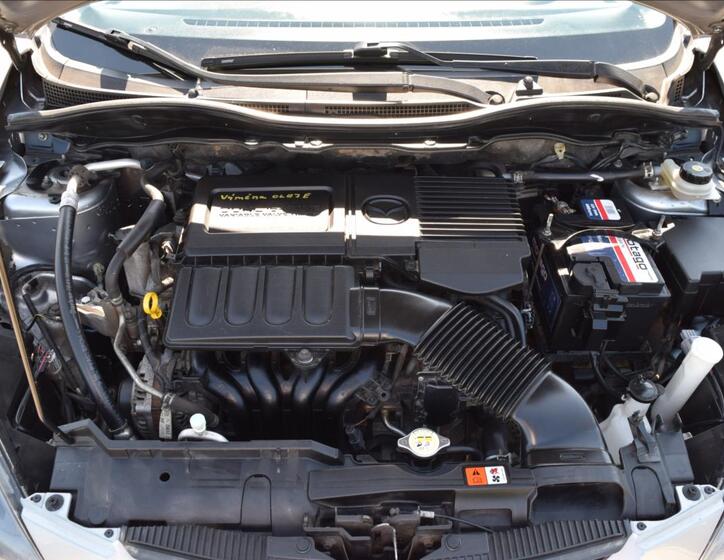 Mazda 2 41