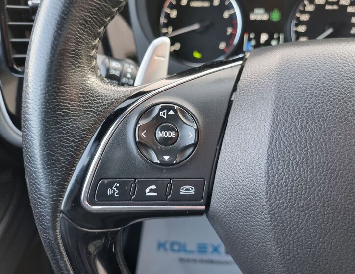 Mitsubishi Outlander 15
