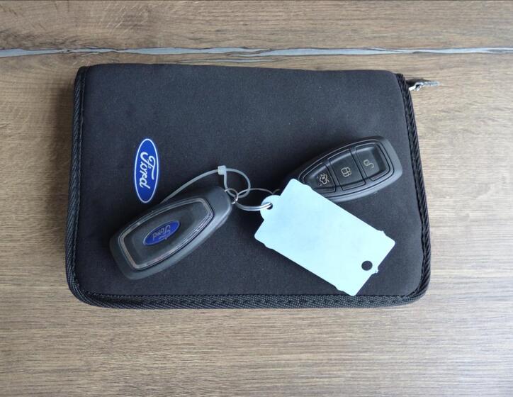 Ford Kuga 52