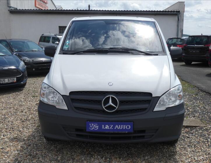 Mercedes-Benz Vito 2