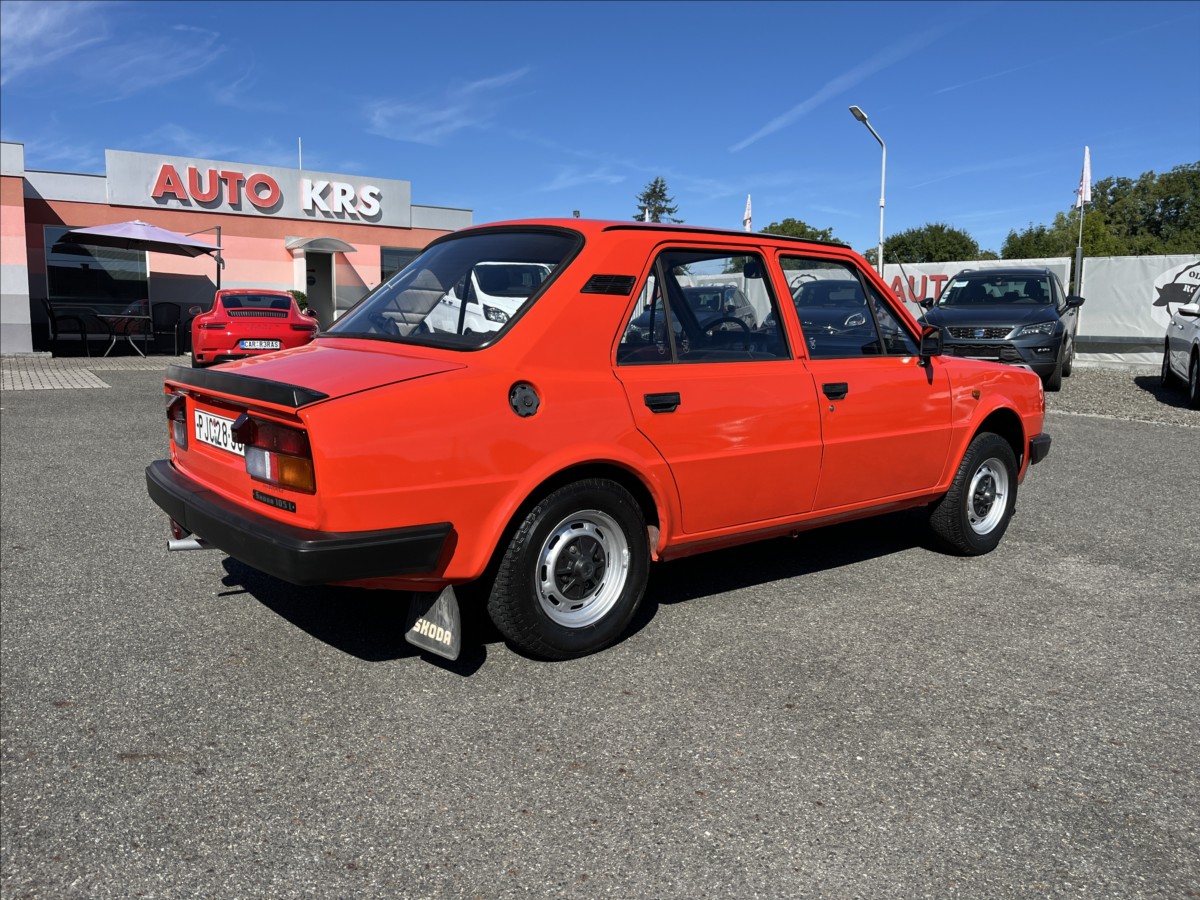 Škoda 105