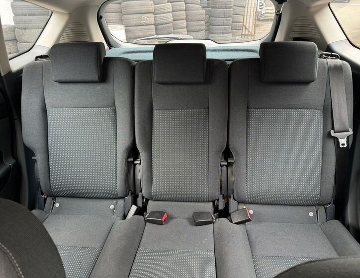 Ford C-MAX 17