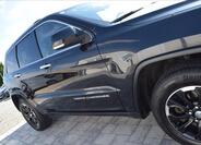 Jeep Grand Cherokee 8