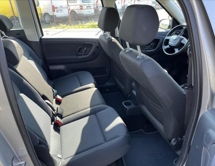 Škoda Roomster 12