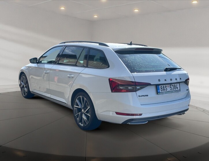 Škoda Superb 4