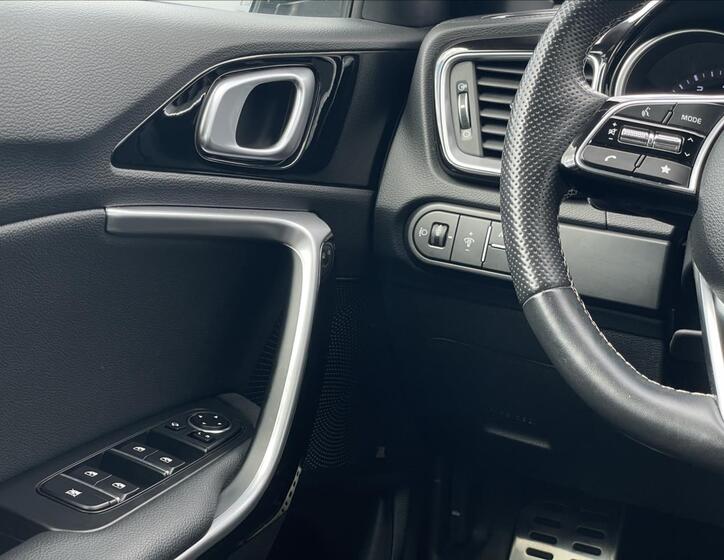 KIA ProCeed 13