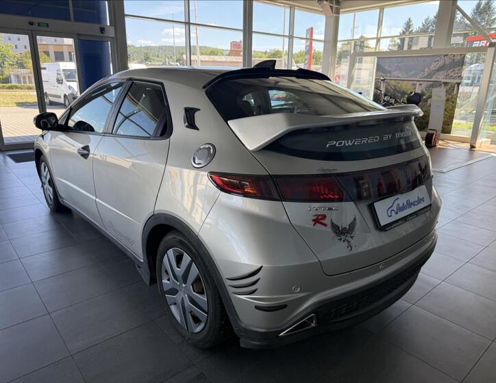 Honda Civic 4