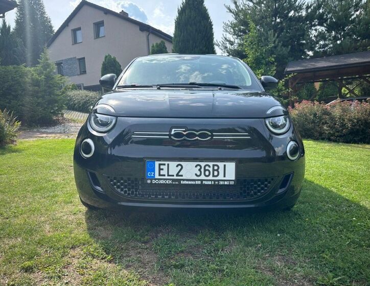 Fiat 500e 4