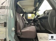 Jeep Wrangler 32