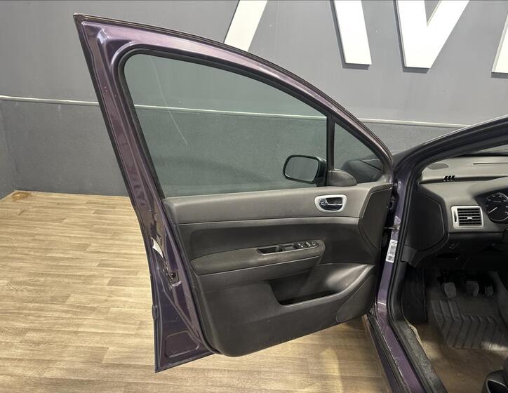 Peugeot 307 12