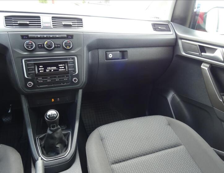 Volkswagen Caddy 26
