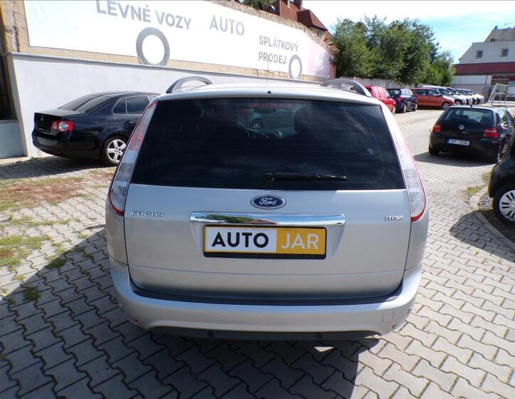 Ford Focus 6