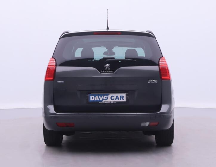 Peugeot 5008 6